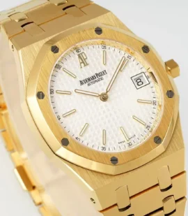 Src 1 400.webp Clone Watch