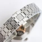 Src 6 377.webp Clone Watch