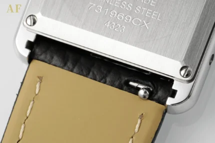 Src 8 32.webp Clone Watch