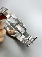 Vacheron Constantin Overseas Ultra-Thin 2000V Edition Watch in Grey Dial - Image 6