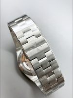 Vacheron Constantin Overseas Ultra-Thin 2000V Edition Watch in Grey Dial - Image 7