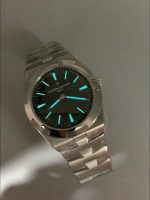 Vacheron Constantin Overseas Ultra-Thin 2000V Edition Watch in Grey Dial - Image 9