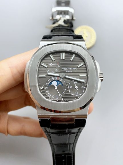 Patek Philippe Nautilus 5712/1A Grey Dial