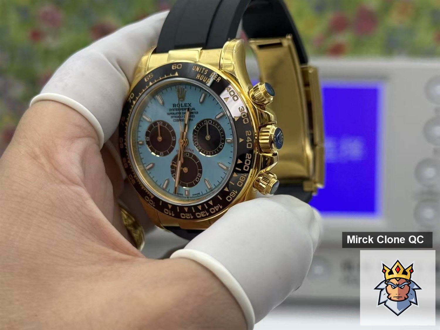 Mirck QC side angle for case and bracelet check